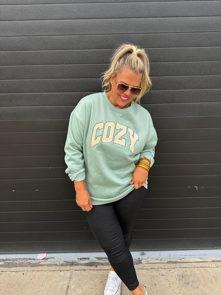 COZY LIVE-IN Sherpa Patch Sweatshirts (Ready To Ship)