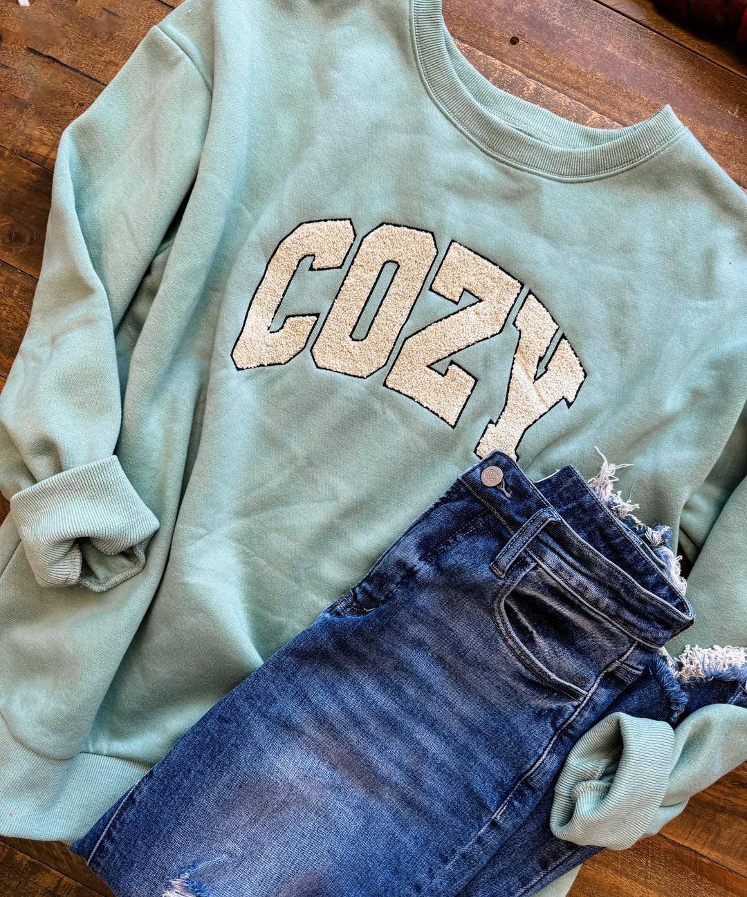 COZY LIVE-IN Sherpa Patch Sweatshirts (Ready To Ship)