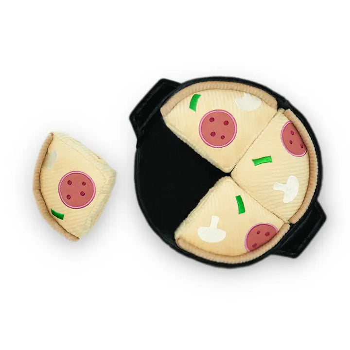 (Pre-Sale ETA: LATE MARCH) Deep Dish Pizza//Enrichment Dog Toy [DOG ENRICHMENT TOYS 2025]