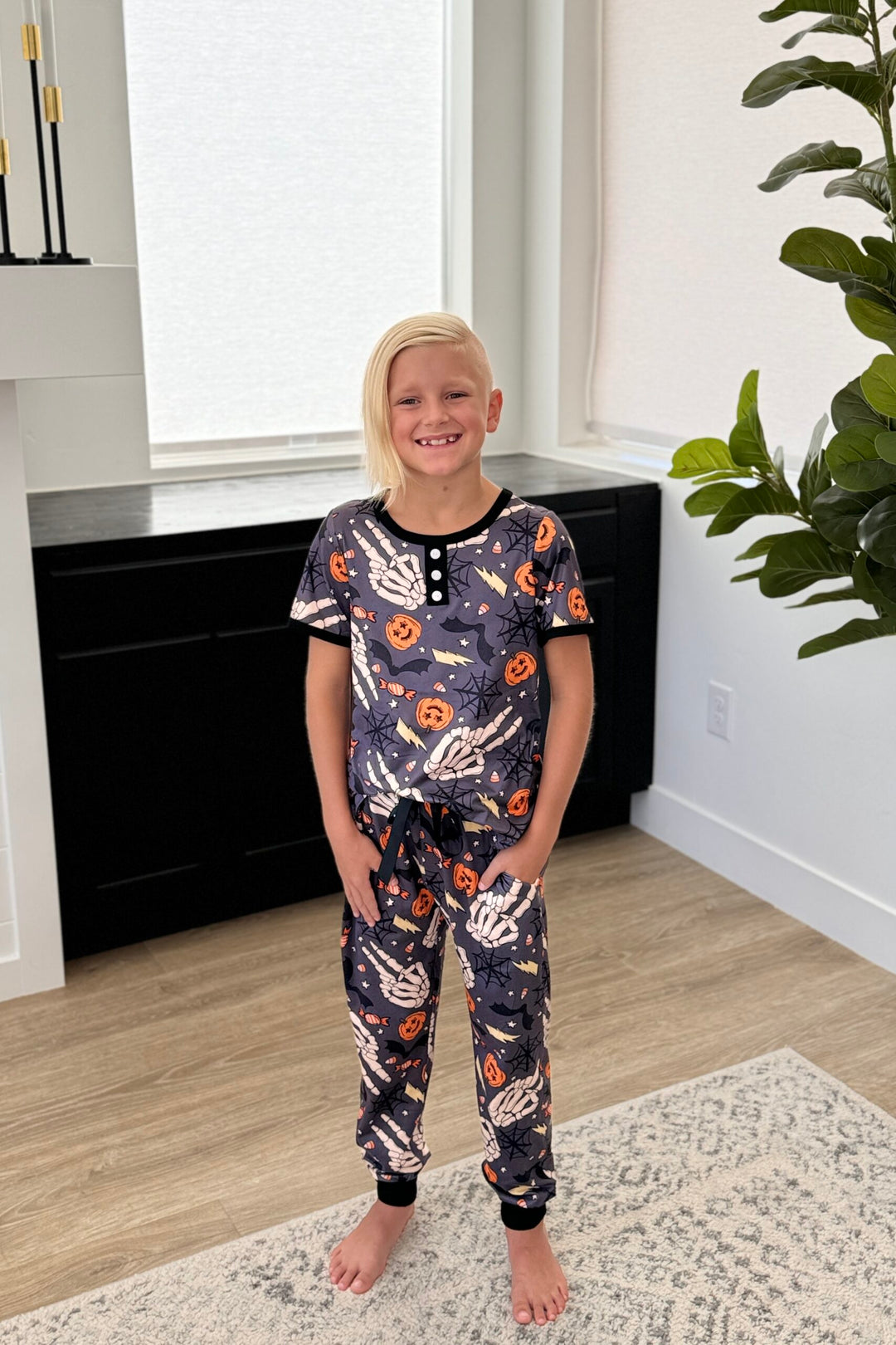 (Pre-Sale ETA: Late August) Momma & Me FAVE 2pc Lounge Sets - Halloween 2024